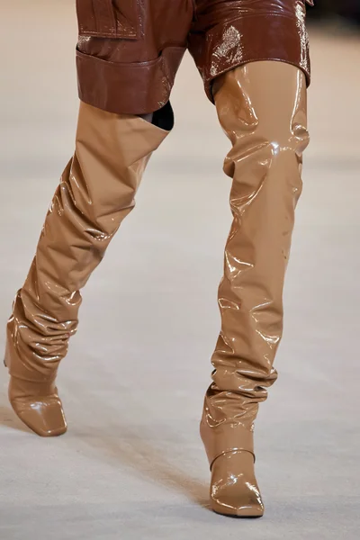 Look 183